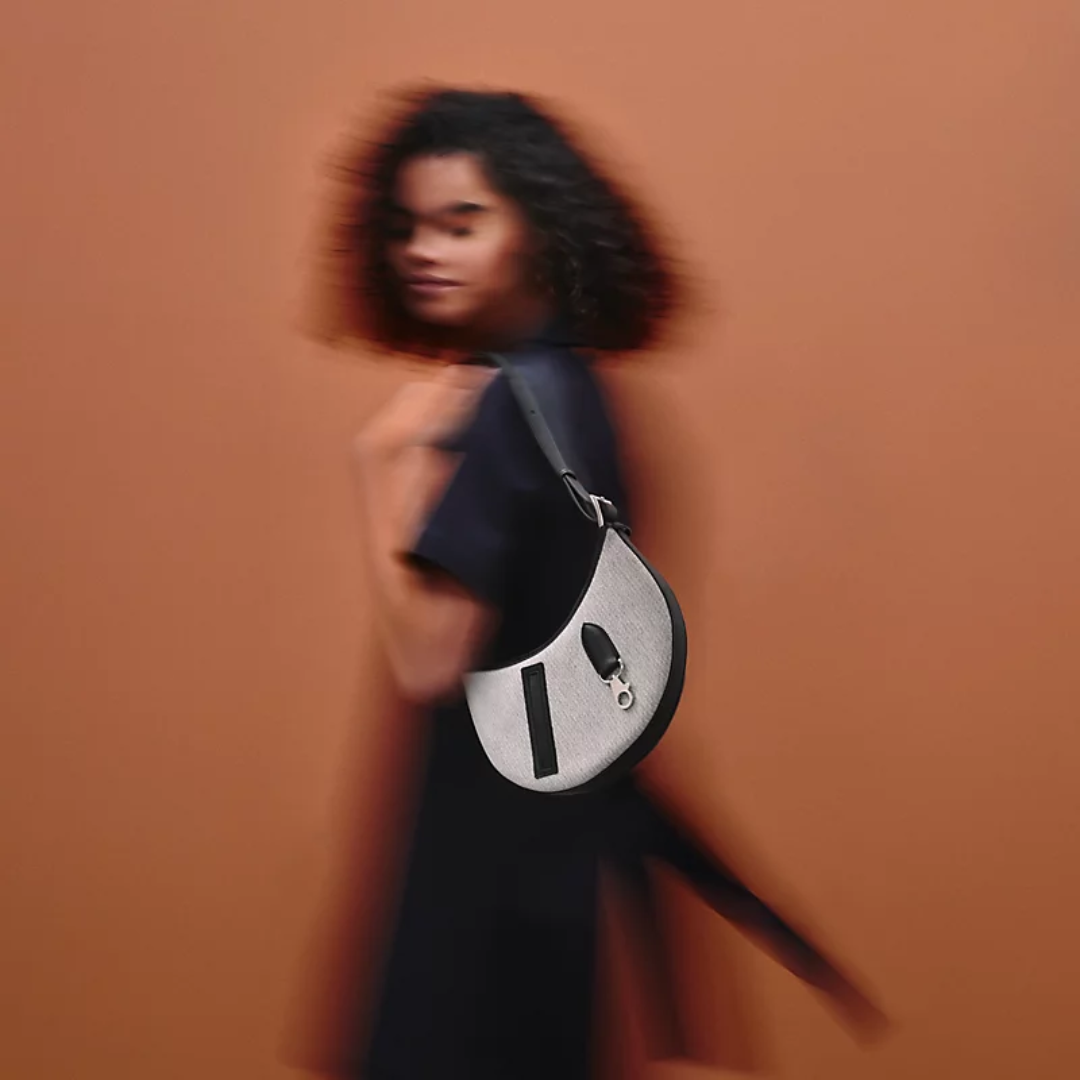 KLEINE SATTELTASCHE AUS STOFF UND LEDER VON HERMÈS
