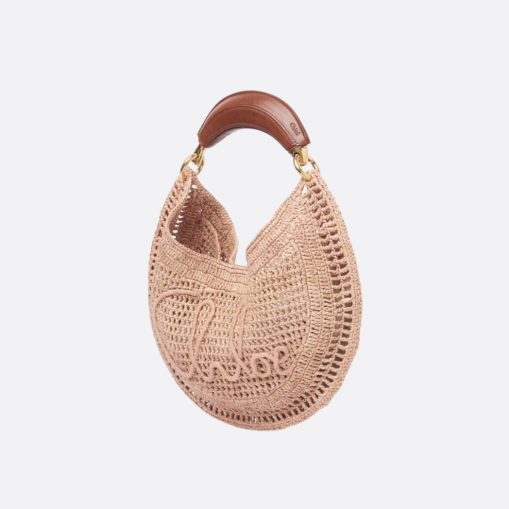 CHLOÉ SOMMER-BANANENTASCHE AUS RAFFIA-BAST