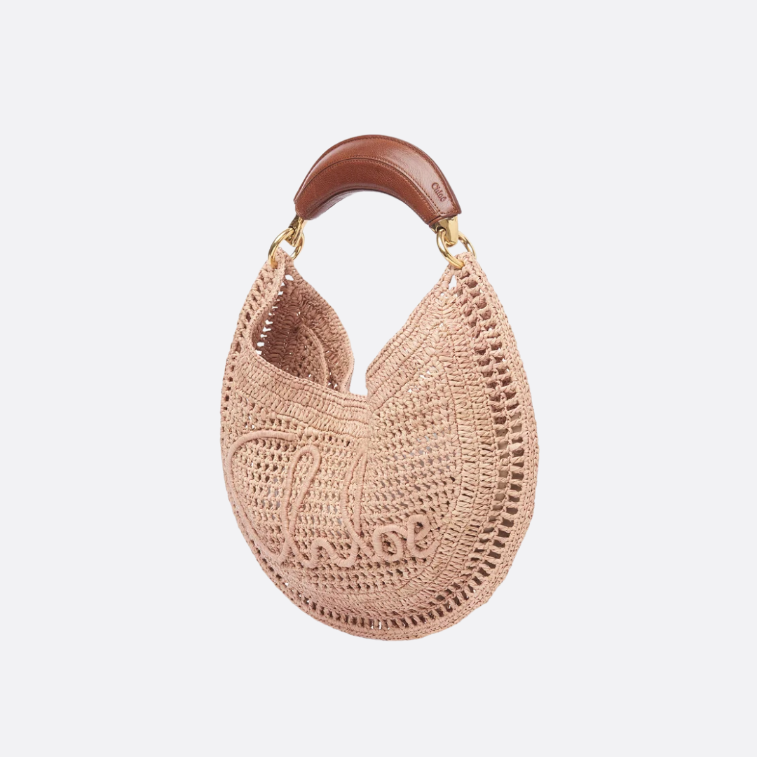 CHLOÉ SOMMER-BANANENTASCHE AUS RAFFIA-BAST
