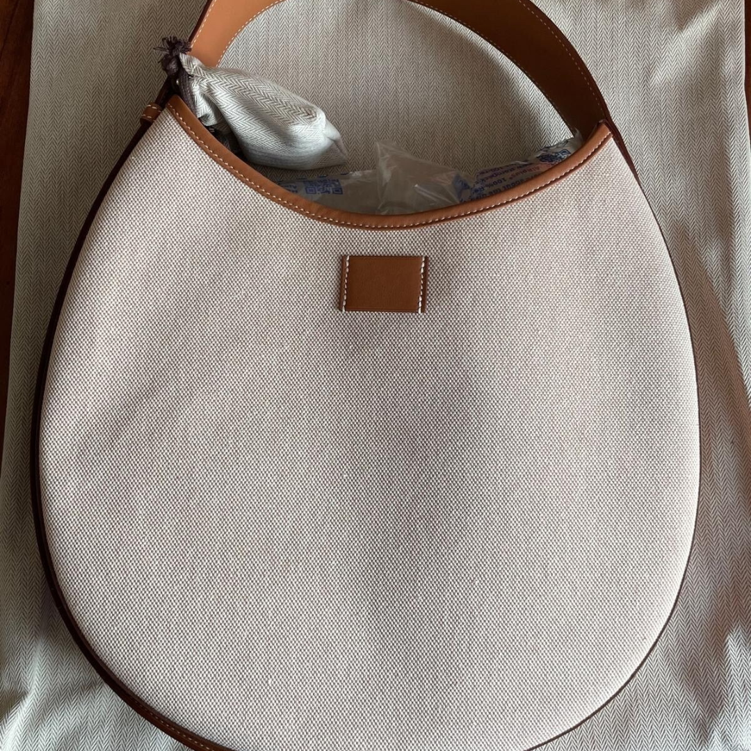 KLEINE SATTELTASCHE AUS STOFF UND LEDER VON HERMÈS