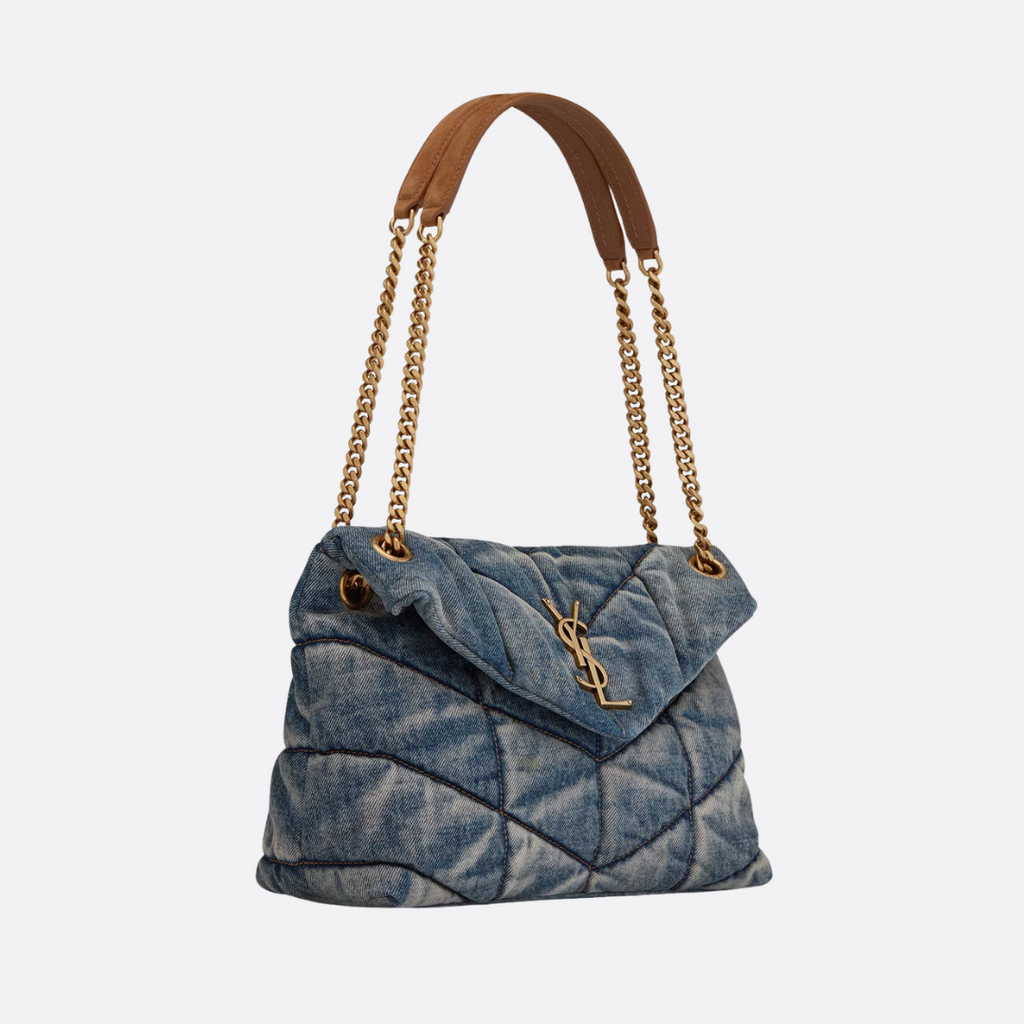 SAINT LAURENT LOULOU PUFFER TASCHE AUS GESTEPPTER VINTAGE-DENIM