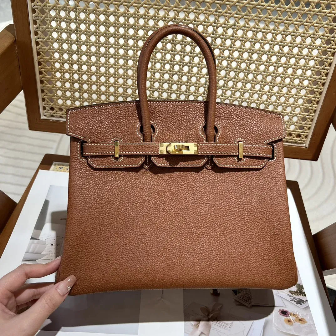 HERMÈS BIRKIN 25 HSS TASCHE IN CRAIE / GRIS TOURTERELLE AUS TOGO LEDER