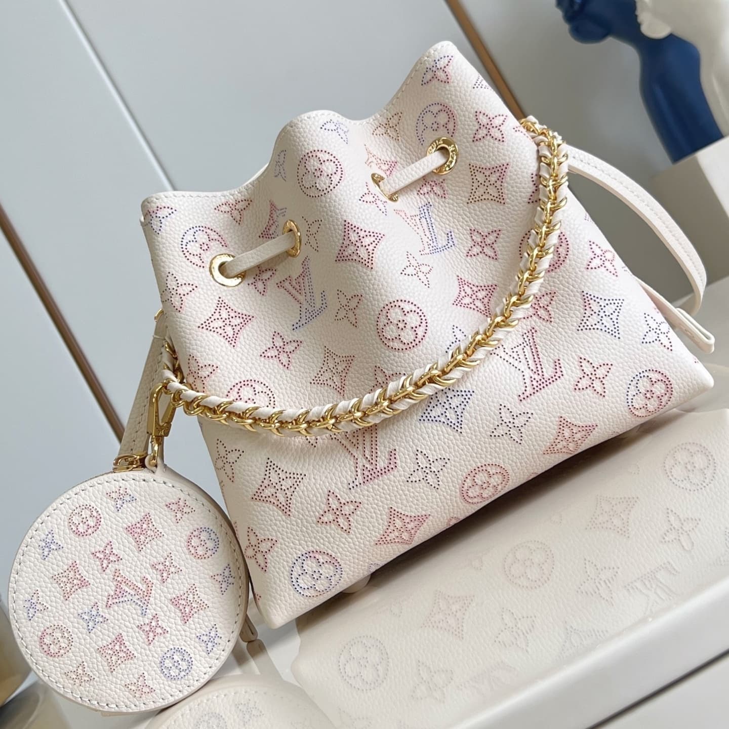 LOUIS VUITTON BELLA MAHINA HANDTASCHE
