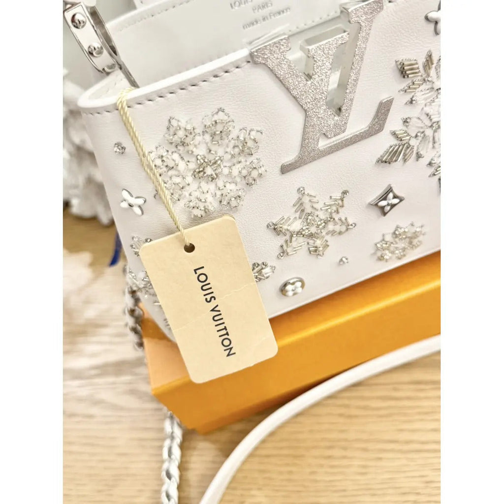 LOUIS VUITTON CAPUCINES MINI TASCHE
